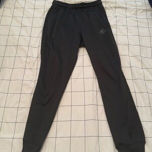 Black sweatpants